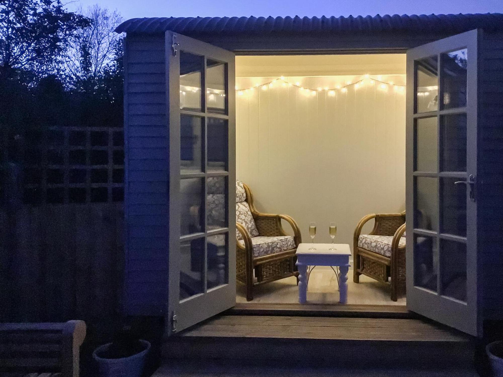 Woodbrook Cottage Bridport Exterior photo